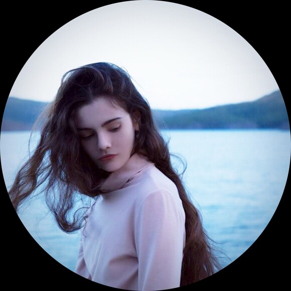 gloria_eliza
